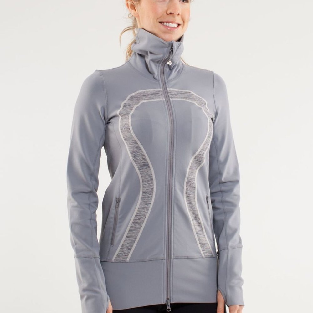 LULULEMON Gray In Stride Jacket Size 4 EUC